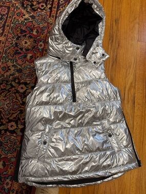 MICHAEL KORS Metallic Silver Hoodie Vest Pockets Outdoor Walking Running M